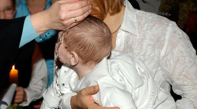 BautismoNino_PixabayDominioPublico_080116