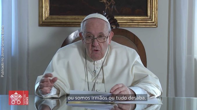 Papa-Francisco-diz-que-fraternidade-e-ancora-de-salvacao-da-humanidade-678x381